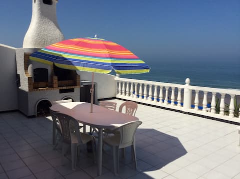 Villa facing the sea in first line