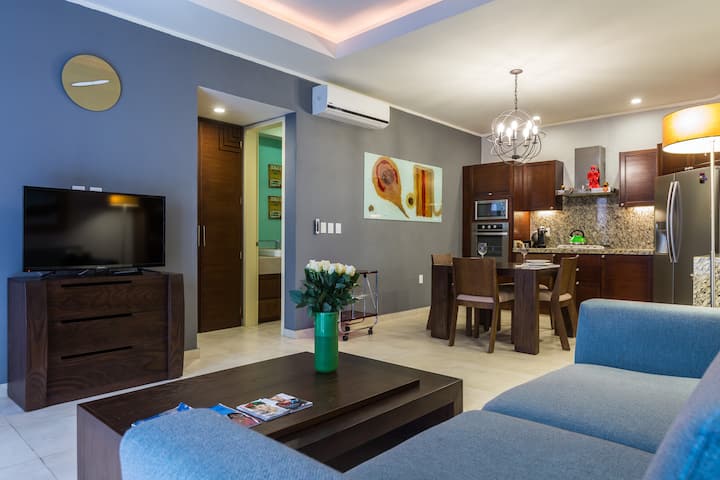 V399 Unbeatable Location 1bd Home, Steps To Beach! - Puerto Vallarta