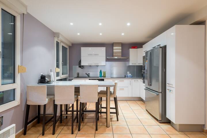 Appart 150m2 terrasse confluence gallery image 3