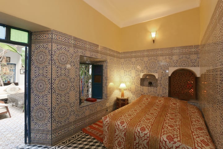 საძინებელი 2