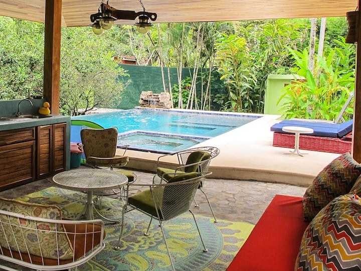Casa De Colores, 2b/2b, Atenas, Alajuela Cr - Costa Rica