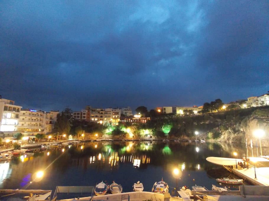 View by night from the balcony!