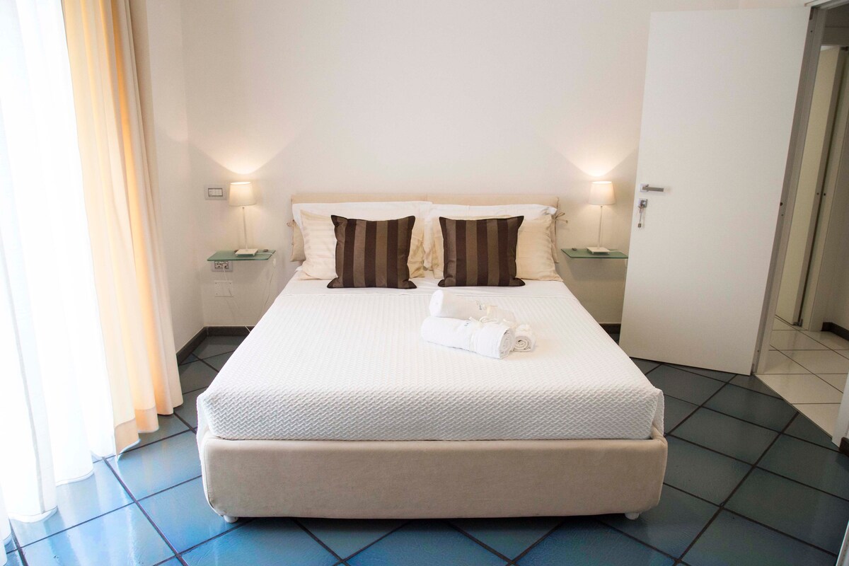 Камера Ребека