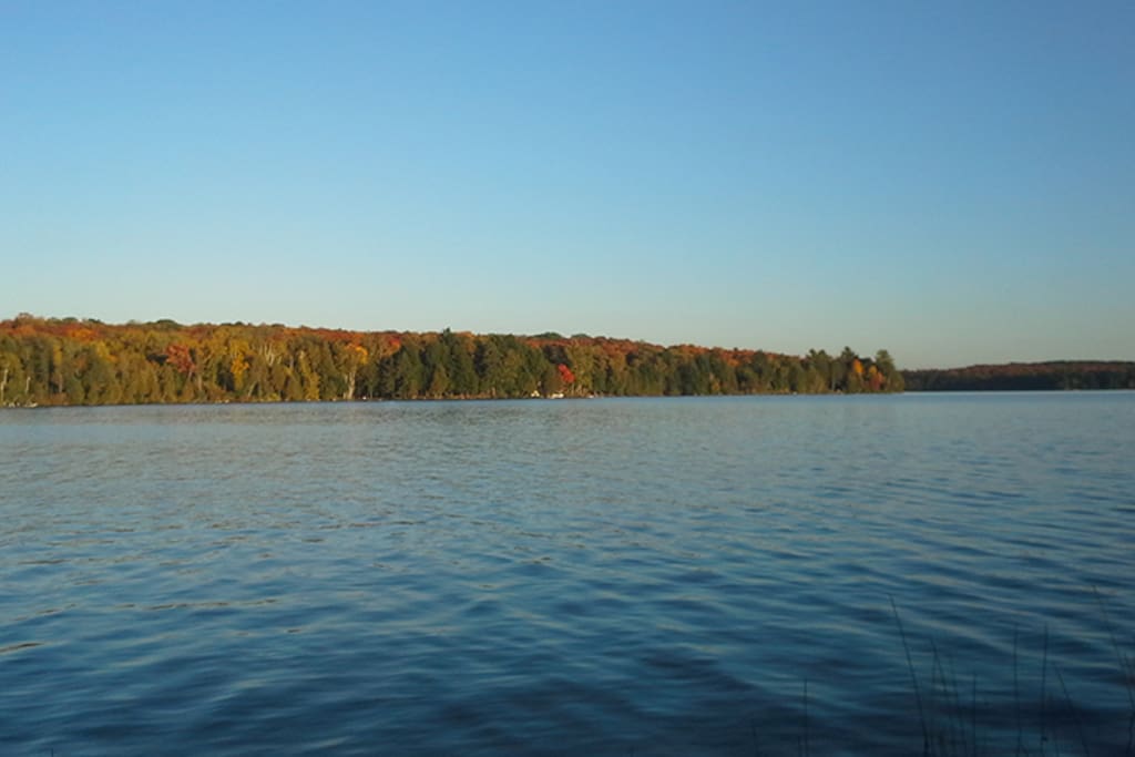 Fall leaves are spectacular on Deer Lake