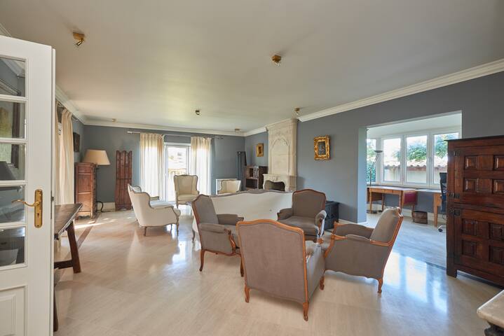 Extraordinary village near the golf gallery image 4