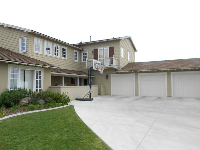 Luxury San Diego Resort Retreat gallery image 5