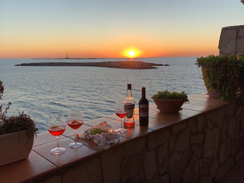 Top Airbnb: Charming House "Bastioni" in Gallipoli