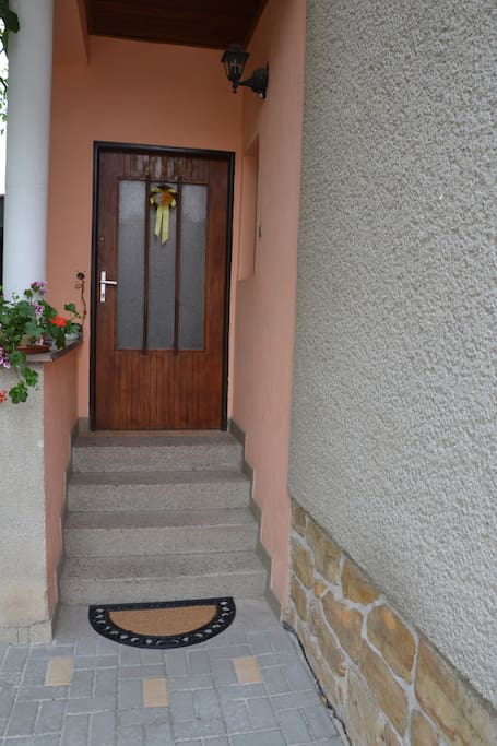 Vchod Entrance