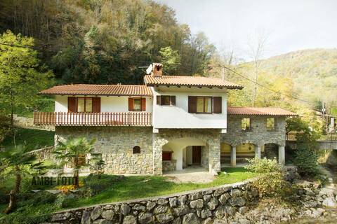 Vila in peacefull surroundings