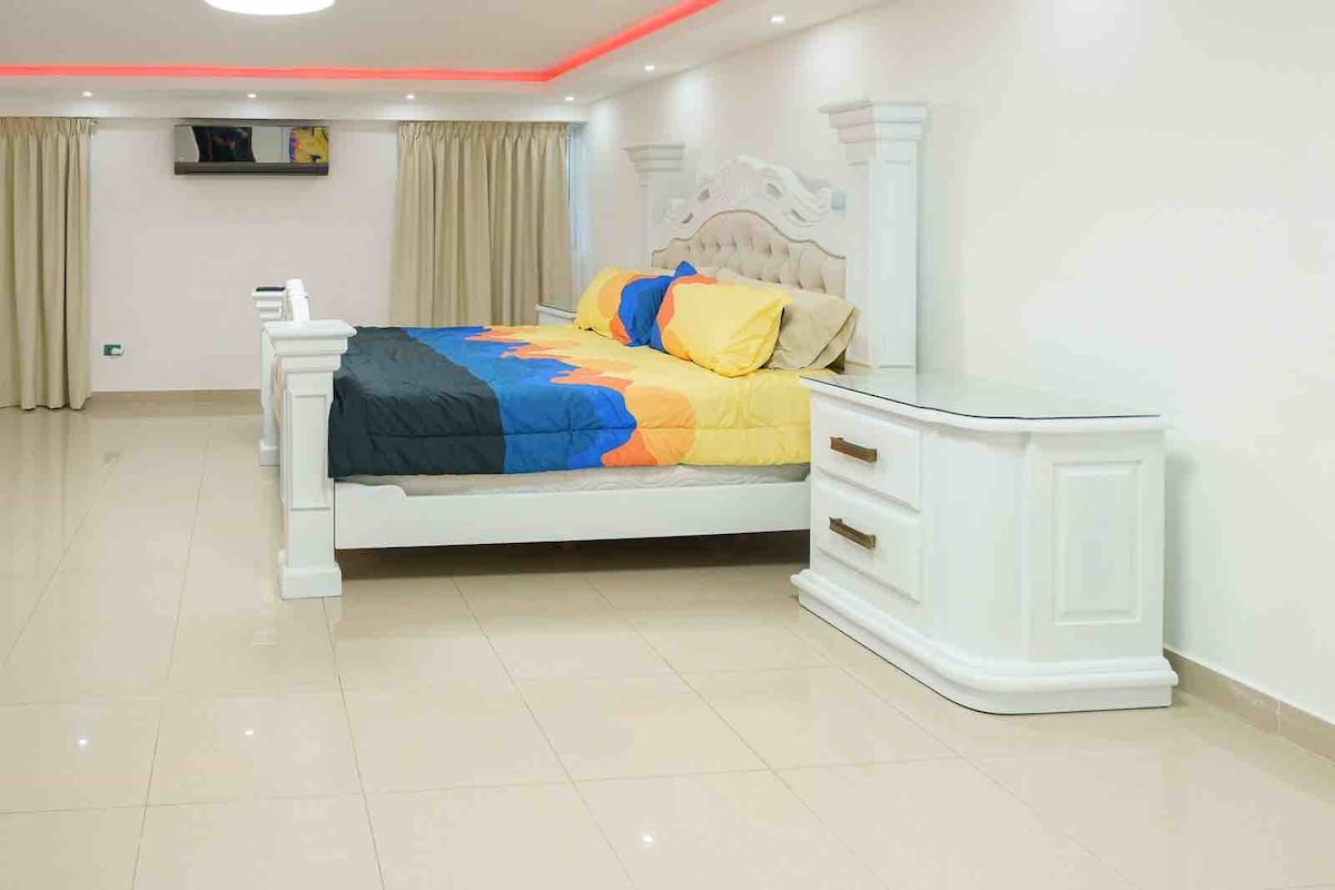 غرفة النوم 1