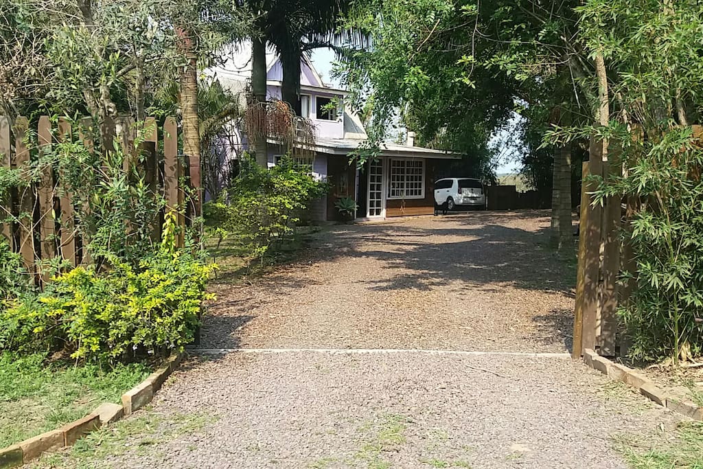Entrada da cabana da mata.