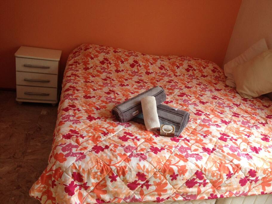 Sua cama e demais "mimos"...