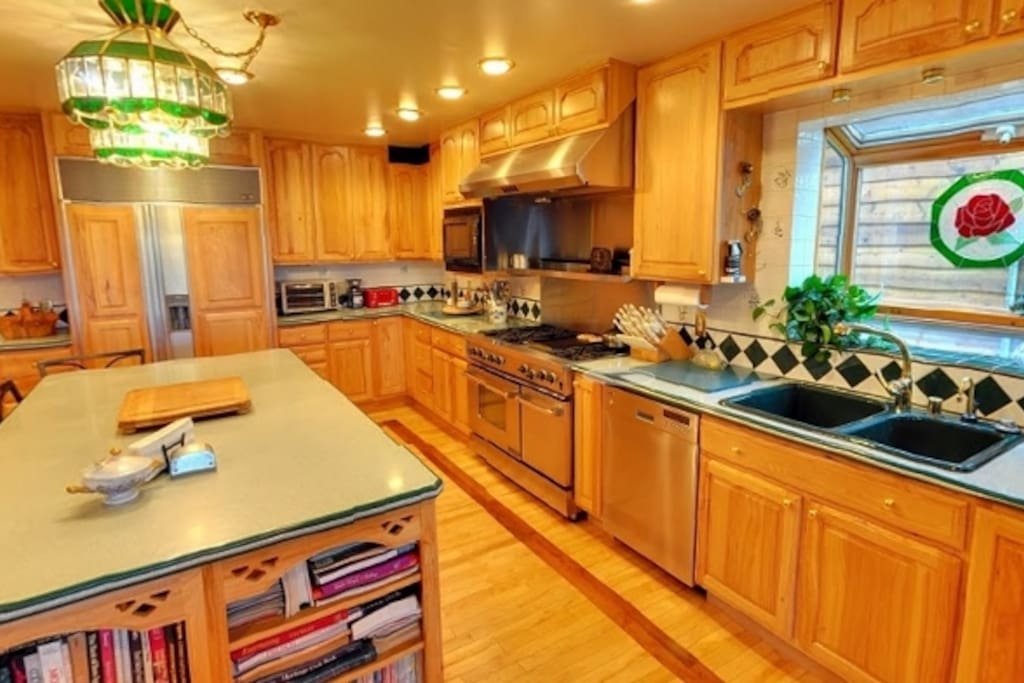 Main kitchen