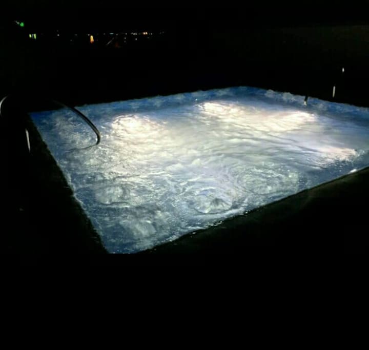Jacuzzi