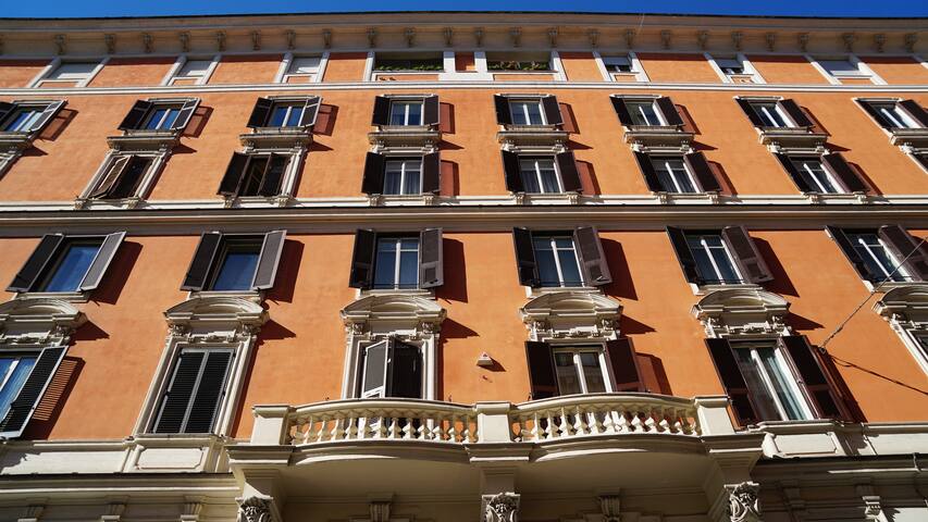 Luxury APARTMENT in Vatican Area gallery image 5