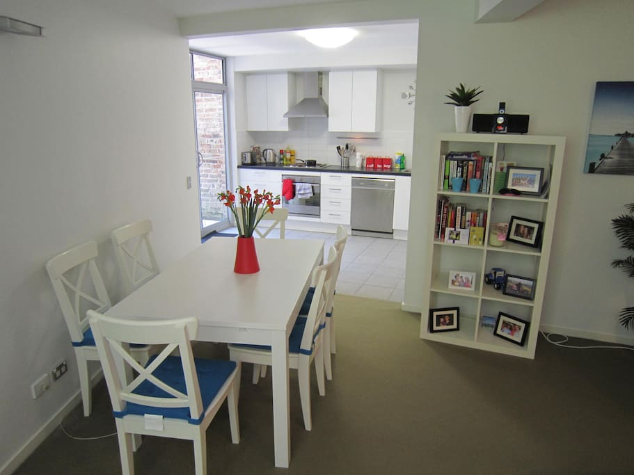 Dining / kitchen