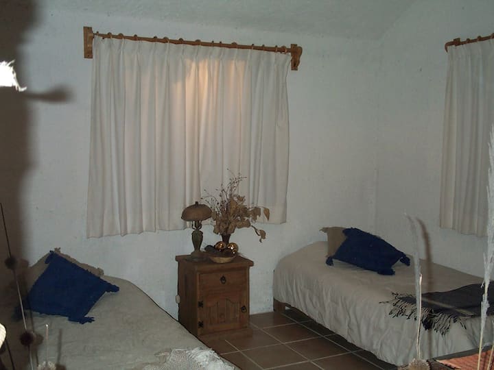 Casa Tilostoc ליד Valle de Bravo במקסיקו - חדר שינה מס '2