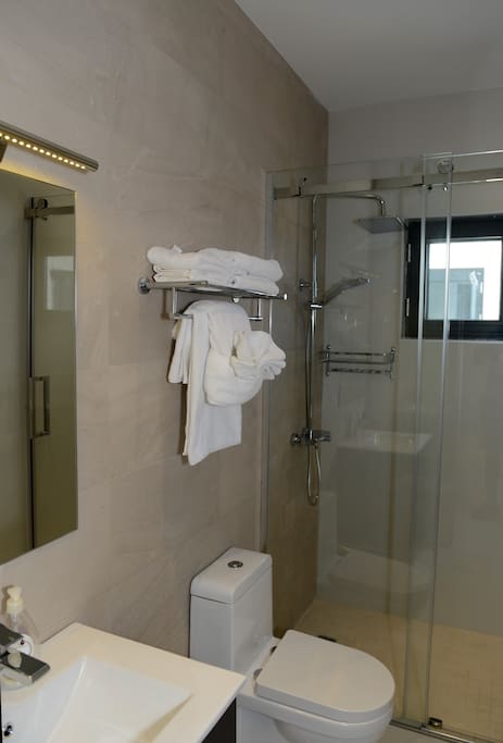Second-Bathroom