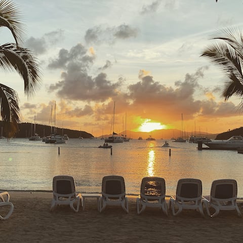 88' Motor Yacht "Prime Time"