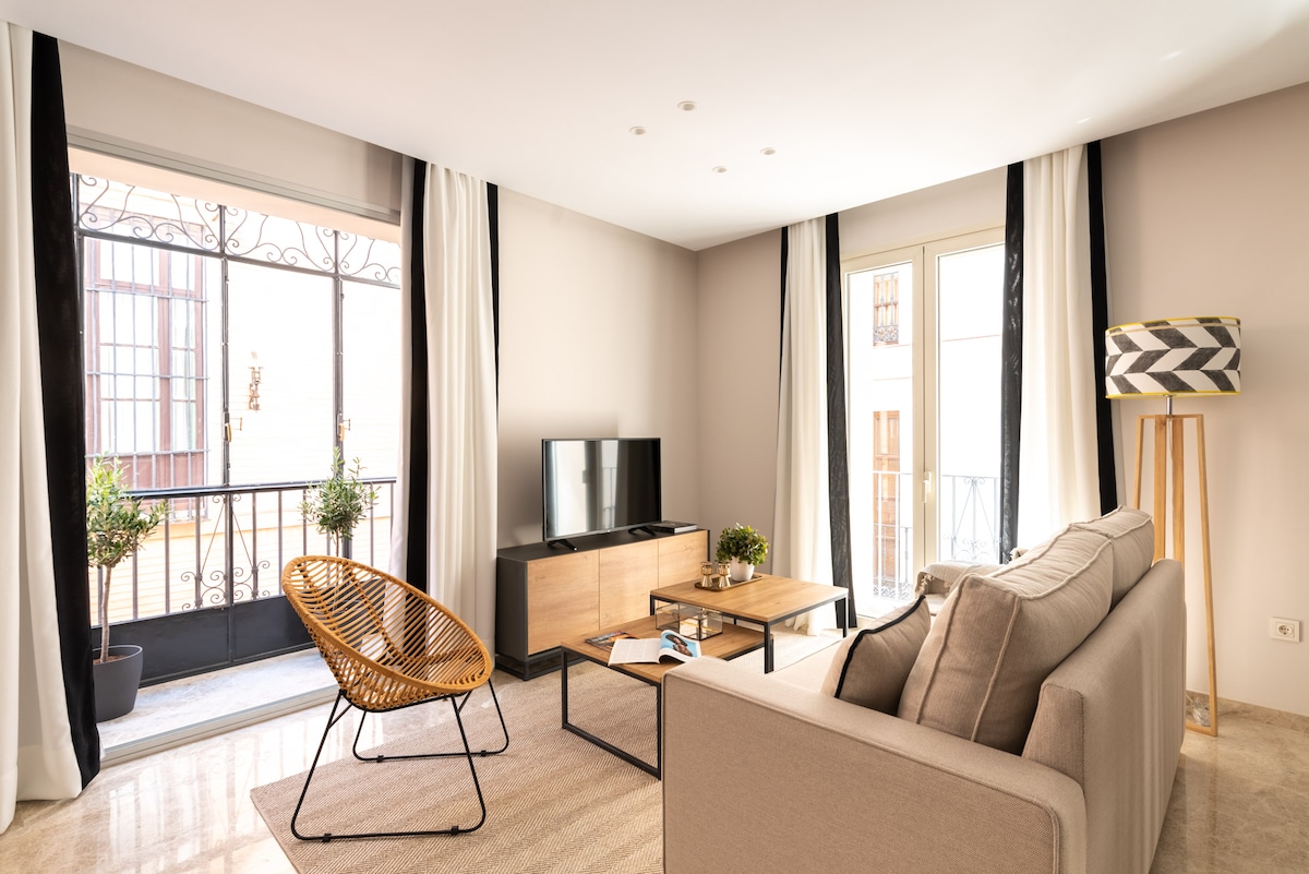 Top Airbnb: Design & luxury apartment in the best of Seville in Museo