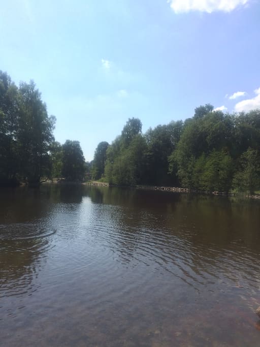 Badefasiliteter i Akerselva 300 m fra huset