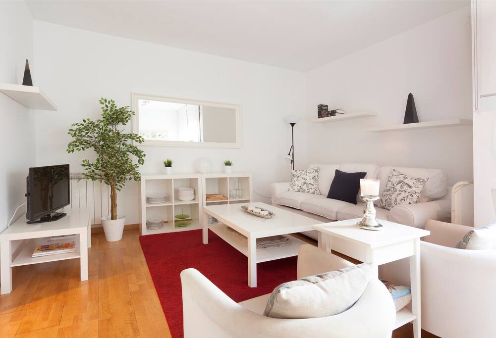 Living area with free WIFI and Local TV