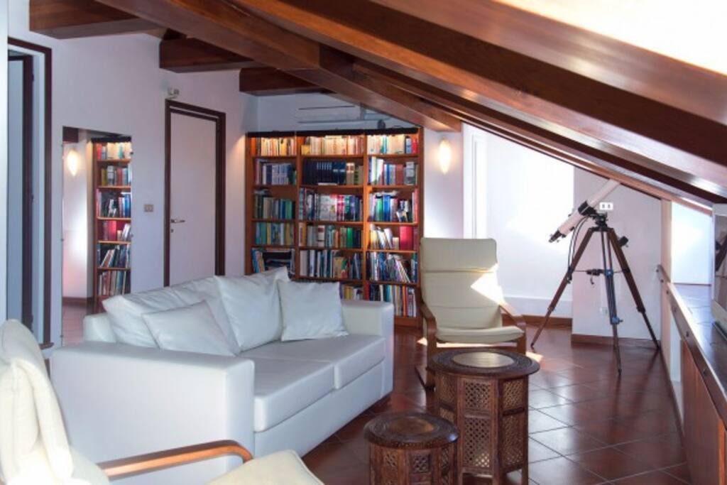 SALA COMUNE CON DIVANO