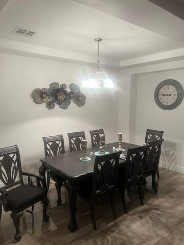 4 Bedroom 2 1/2 Bath with Pool gallery image 5