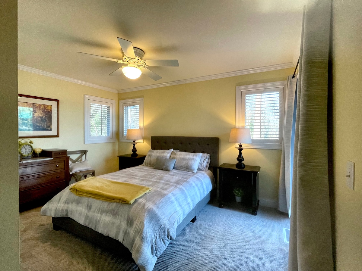 ห้องนอนที่ 3 มองเห็นวิวทะเลสาบได้เต็มที่