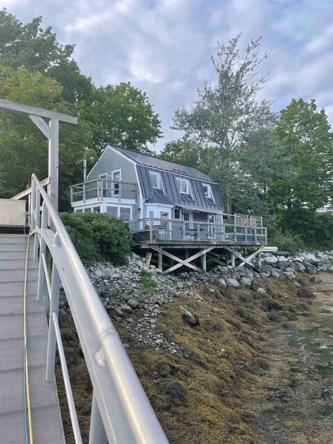 Damariscotta River, Upweller Cottage