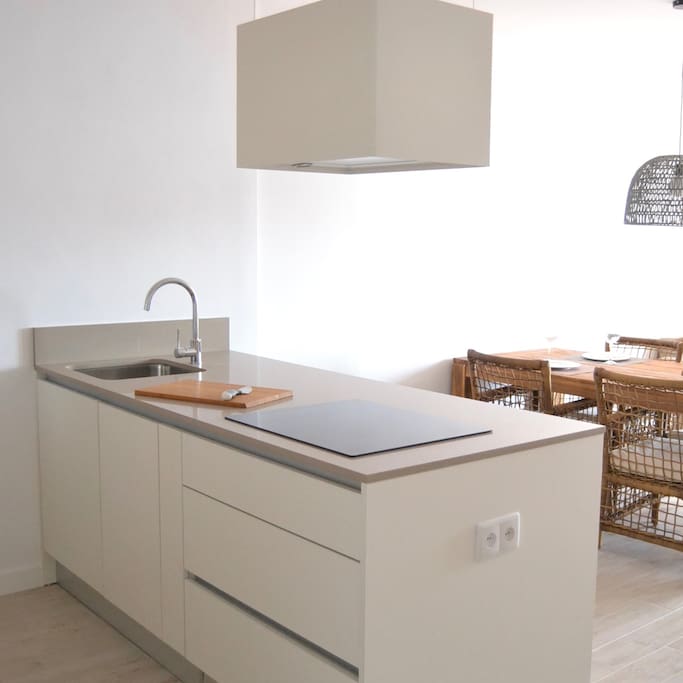 Complete New Kitchen!!