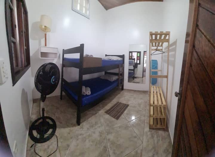 - Beliche
- Ventilador portátil 
- Arara