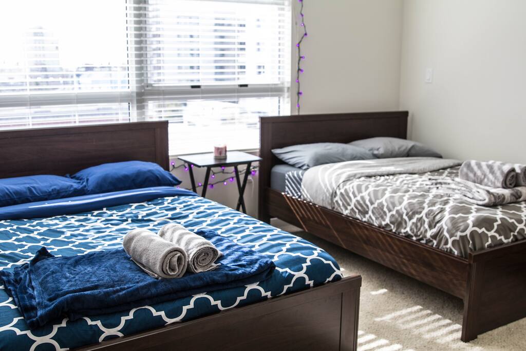 Bedroom (Two Doubles)