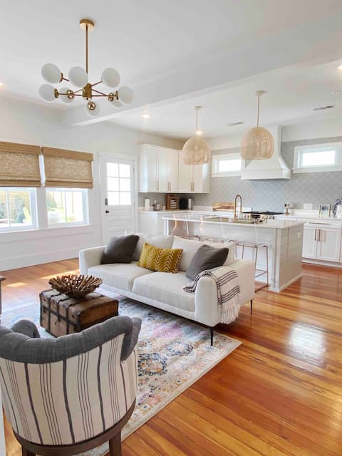 Main Street Suites at Fleurty Girl- The Marian