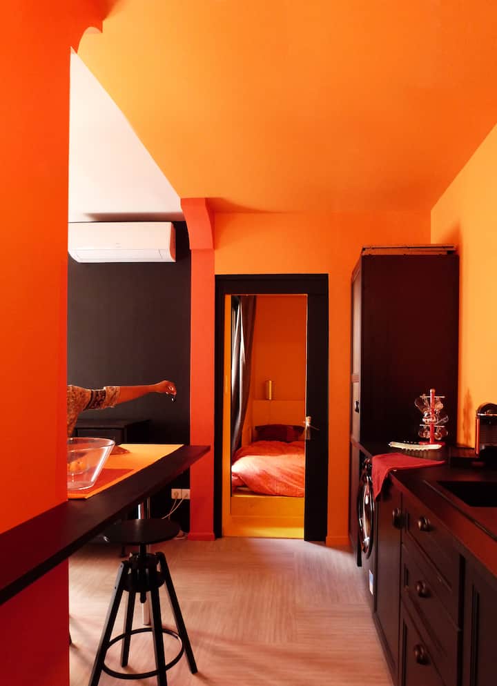 ULAZNA SPAVAĆA SOBA