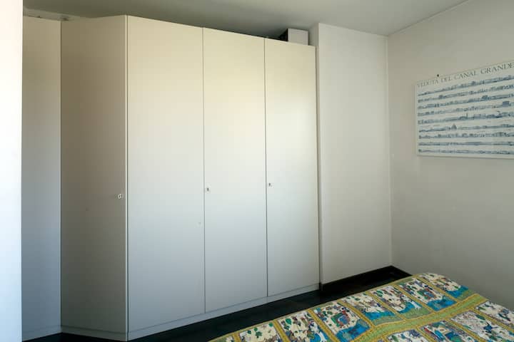 Chambre au rez-de-cha