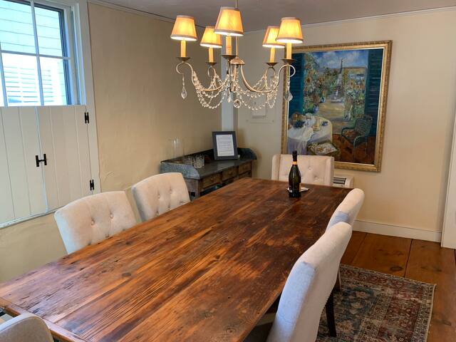 Heart of Newport; Alexander Hamilton slept here! gallery image 5