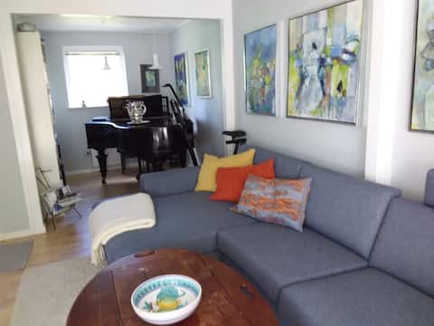 The townhouse that is close to everything