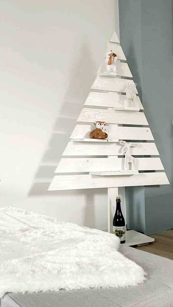 Schlafzimmer 1