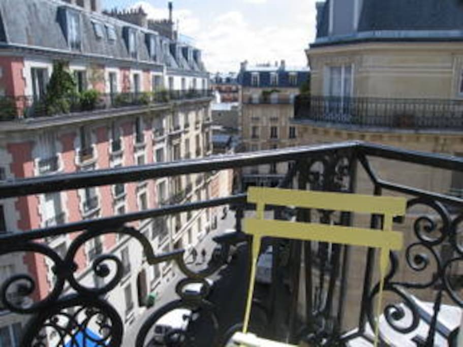 Juliet balcony outside main bedroom