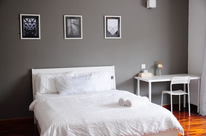 GRAYHAUS 31 Superior Room @ Bandar Utama