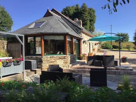 Morlaix Bay 
House in the heart of nature, with SPA