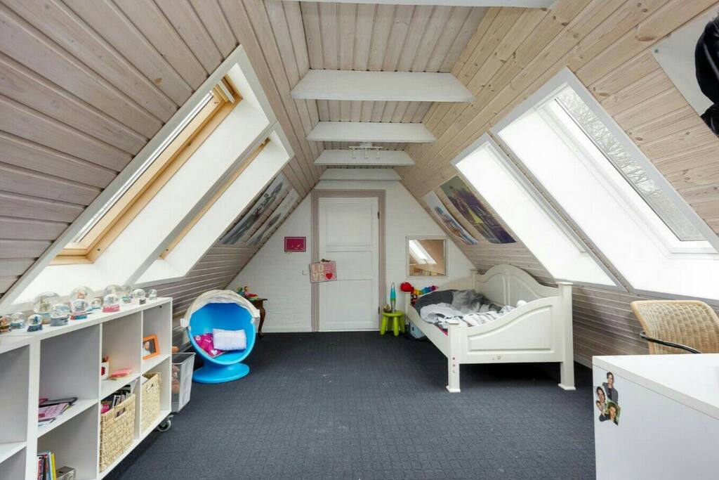 Room, single beed