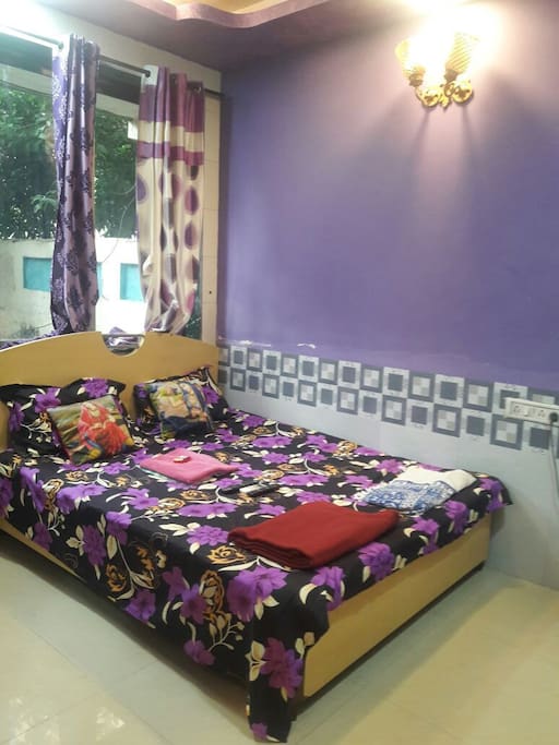Queen size bed