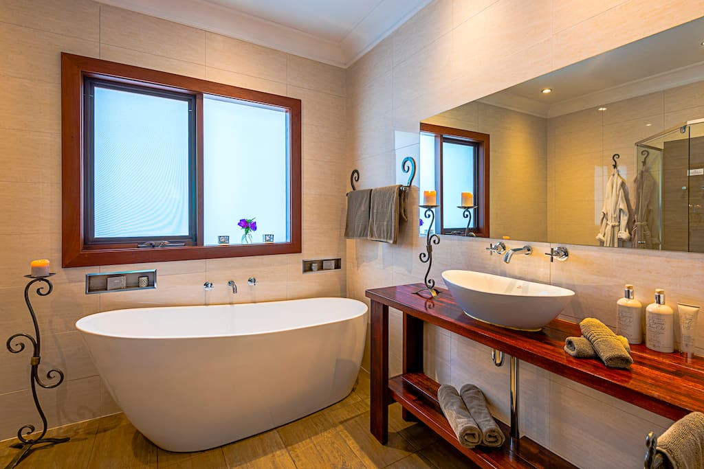 The Retreat En-Suite Bathroom