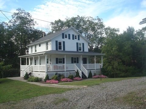 Shamokin Farm Stay