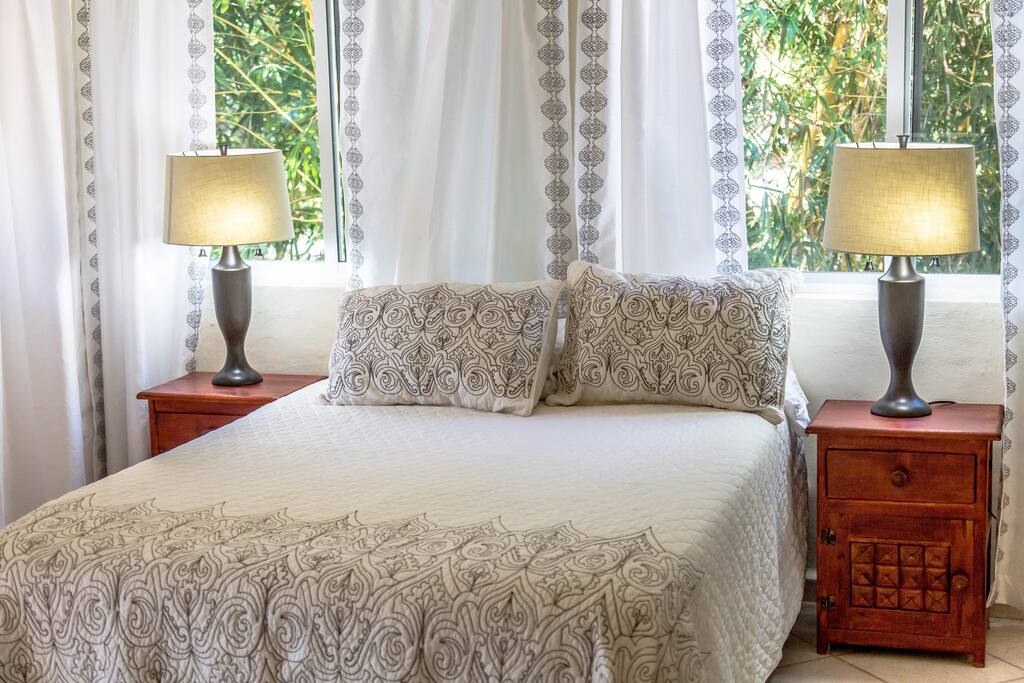 Queen size Bed