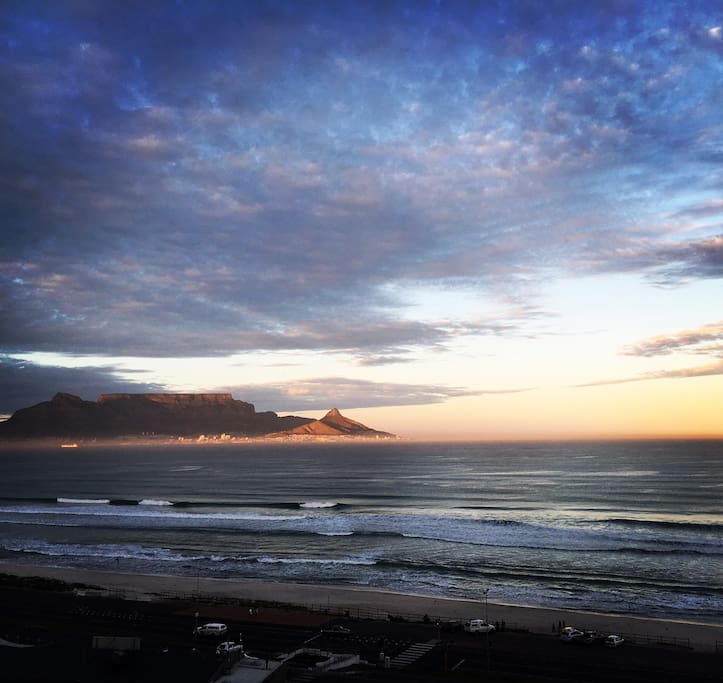 Sunrise in Blouberg from Infinity