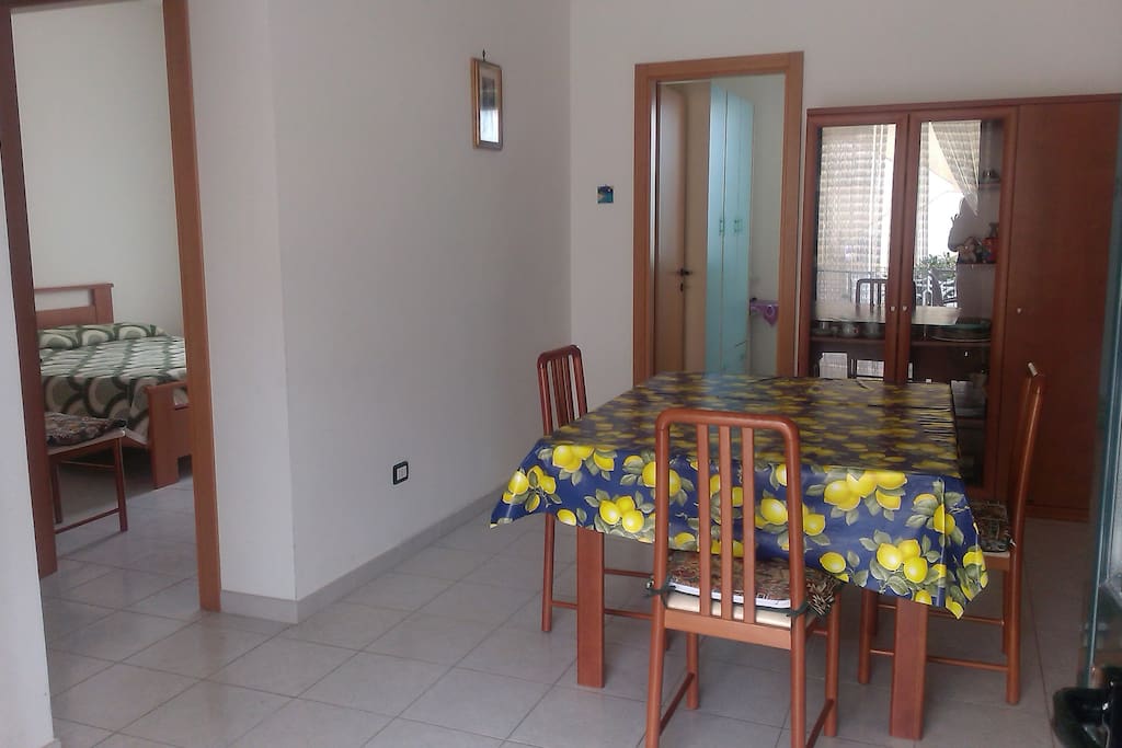 living room (soggiorno)