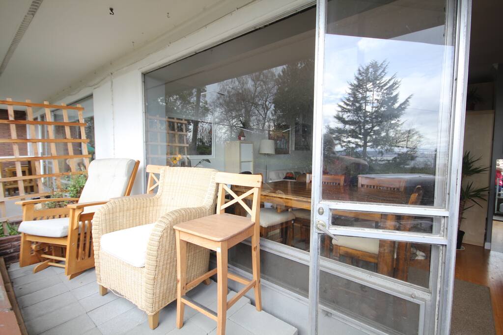 Sit on the patio to enjoy Mount Rainier and watch the ferries go by.